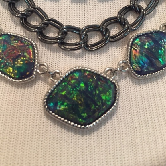 Triple strand necklace - Picture 4 of 4